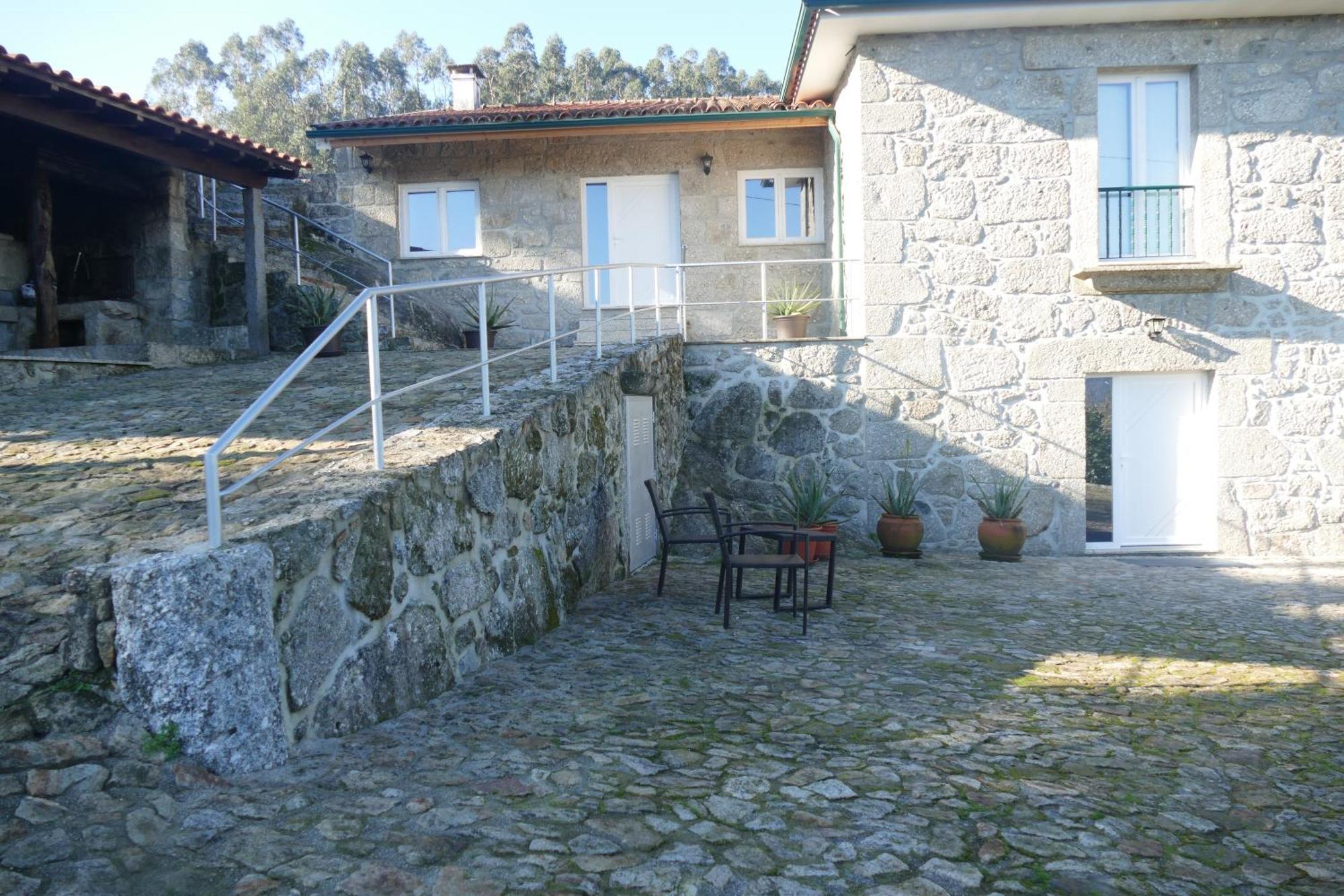 Casa Nos Penedos Guest House Arcos de Valdevez Exterior foto